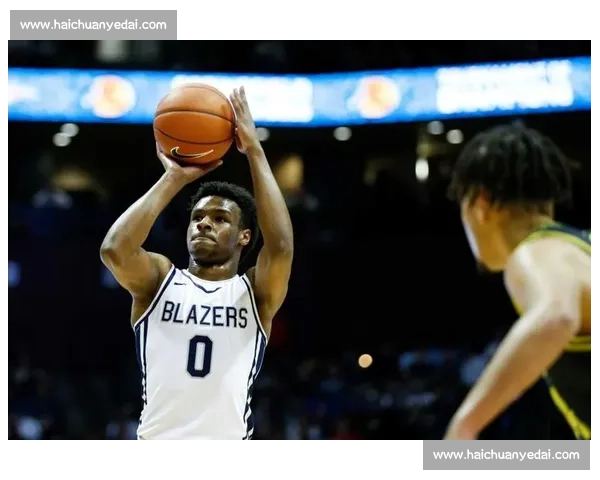 布朗尼特训强化投篮空间能力 剑指夏季联赛首战状元对决