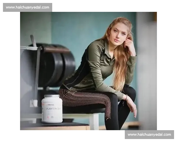 卡里乌斯沙尔克封神后首秀！携田径女神阿丽卡 - 施密特亮相活动